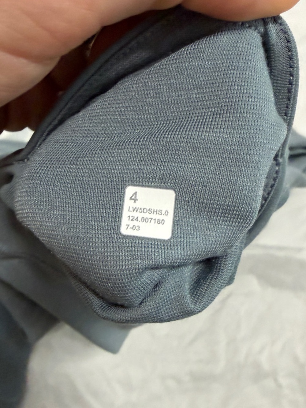 Peloton Lululemon Women's Like a Cloud Bra and Align Leggings Set in Steel Blue - Picture 4 of 5